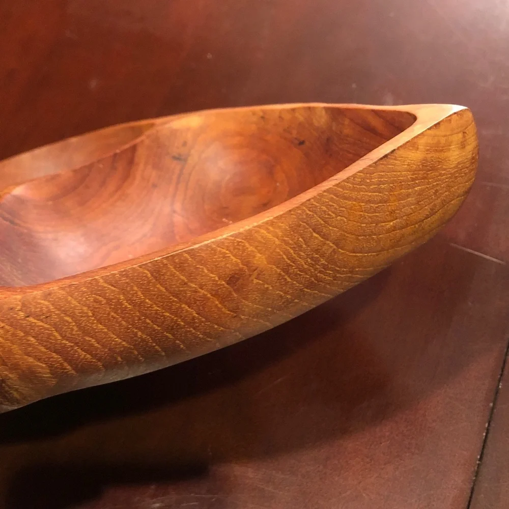 MCM Wood of the World Hand Carved Wood Leaf Tray - Picture 9 of 12